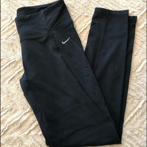 Nike Dri-Fit skinny leg yoga pant